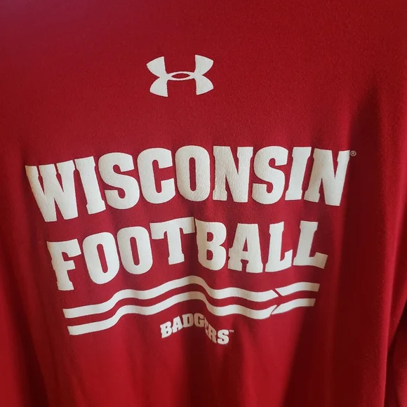 Wisconsin Badgers Under Armour Large Long sleeve shirt - Picture 2 of 4